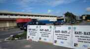 Jalan Laksamana Bintan ditutup sementara satu jalur terpaksa dibagi dua karena ada pengerjaan perbaikan pipa bocor, Selasa (6/5/2025). Matapedia6.com/Luci