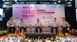 SVP Group Sustainability & Corporate Communication Telkom Ahmad Reza, Seniman Erica, Direktur Utama Telkom Ririek Adriansyah, Gubernur DKI Jakarta Pramono Anung, Direktur Marketing Telkomsel Derrick Heng, dan Sekretaris Jenderal PB PASI Tigor Tanjung saat acara Press Conference Digiland 2025, di Jakarta, Senin (5/5). Foto:Telkom