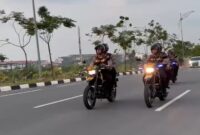 Anggota Ditsamapta Polda Kepri sebar anggota gelar patroli Blue Light saat tempat rawan dan pusat keramaian di Batam, Minggu (12/5/2025). Matapedia6.com/Dok Humas Polda