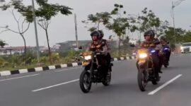 Anggota Ditsamapta Polda Kepri sebar anggota gelar patroli Blue Light saat tempat rawan dan pusat keramaian di Batam, Minggu (12/5/2025). Matapedia6.com/Dok Humas Polda
