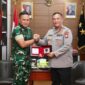 Kapolda Kepri Irjen Pol. Asep Safrudin bersama Pangdam I/Bukit Barisan Mayjen TNI Rio Firdianto, silaturahmi di Mapolda Kepri, Jumat (16/5/2025).Matapedia6.com/Dok Humas Polda