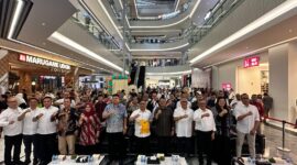 Peluncuran ribuan paspor di Grand Mall Batam, Sabtu (17/5). Foto:dok/Imigrasi