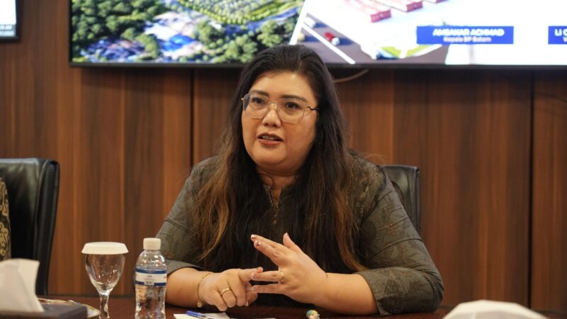 Plt Kepala Biro Humas, Promosi, dan Protokol BP Batam yang juga menjabat sebagai Anggota/Deputi Bidang Pelayanan Umum, Ariastuty Sirait. Foto:Humas BP Batam