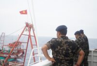 Direktur Jenderal PSDKP Kementerian Kelautan dan Perikanan, Dr. Pung Nugroho Saksono saat memimpin penangkapan Kapal Ikan Asing di Laut Natuna, beberapa waktu lalu. Matapedia6.com/Dok PSDKP