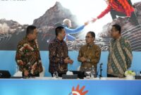 Direktur Human Capital Management Telkom Henry Christiadi, Wakil Direktur Utama Telkom Muhammad Awaluddin, Direktur Wholesale & International Service Telkom Honesti Basyir, dan Direktur Network Telkom Nanang Hendarno pada acara Rapat Umum Pemegang Saham Tahunan (RUPST) Tahun Buku 2024, di Jakarta, pada Selasa (27/5). Foto:Telkom