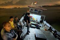 Kapal KM Riski laut-IV yang ditangkap Ditreskrimsus Polda Kepri, yang membawa BBM jenis Solar sebanyak 10 ton, Kamis (29/5/2025). Matapedia6.com/Dok Ditreskrimsus