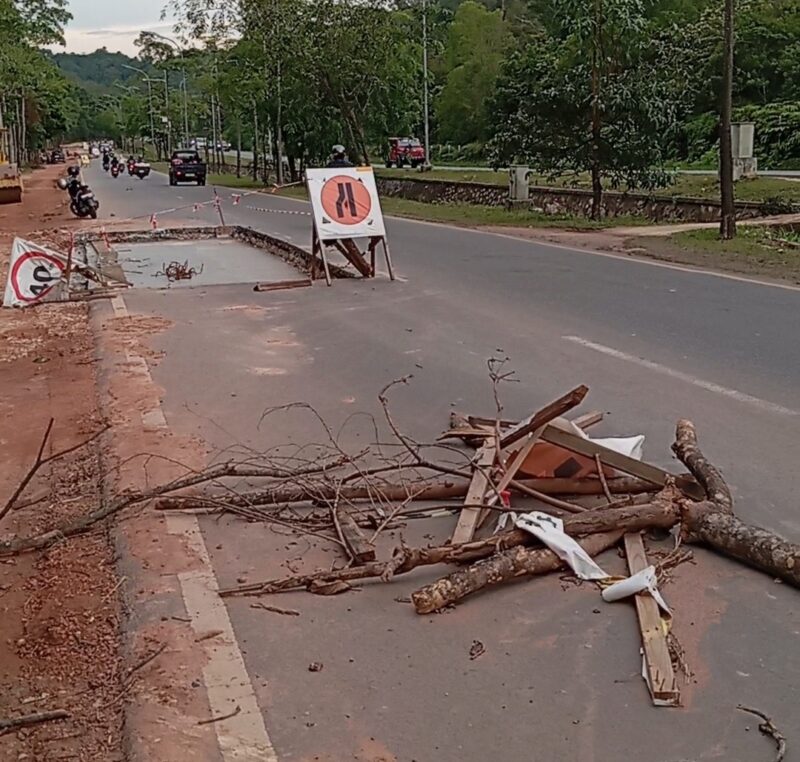 Kondisi perbaikan jalan Diponegoro atau akrab dikenal dengan jalan Sei Temiang, Kota Batam Provinsi Kepri, Minggu (4/5/2025). Matapedia6.com/Luci
