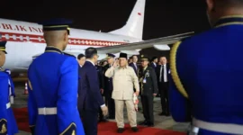 Presiden RI Prabowo Subianto saat tiba di Bandara Don Mueang Royal Thai Air Force Base, Thailand, Sabtu (17/5/2025). ANTARA/HO-Tim Media Presiden Prabowo