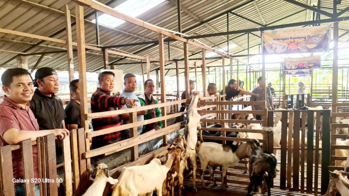 Panitia kurban IKPK Batam. Foto:dok/Amri