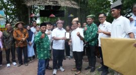 Deputi Bidang Investasi dan Pengusahaan BP Batam, Fary Francis, melakukan kunjungan kerja ke Kampung Sawah, Tanjung Riau, Kecamatan Sekupang, pada Selasa (10/6/2025). Foto:Humas BP Batam