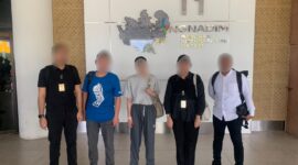 Empat WNA yang melanggar izin tinggal dideportasi Imigrasi Batam. Foto;Istimewa