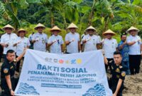 Tenaga Ahli Utama Deputi I KSP Mayjen TNI (Purn) Dedi Sambowo dan Camat Sagulung Muhammad Hafiz, Kepala Imigrasi Batam dan tokoh masyarakat. Foto;dok/Ist-matapedia