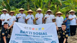 Tenaga Ahli Utama Deputi I KSP Mayjen TNI (Purn) Dedi Sambowo dan Camat Sagulung Muhammad Hafiz, Kepala Imigrasi Batam dan tokoh masyarakat. Foto;dok/Ist-matapedia