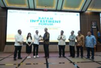 Kepala Badan Pengusahaan (BP) Batam, Amsakar Achmad, secara resmi membuka Batam Investment Forum 2025 di Balairungsari, BP Batam, Kamis (17/7/2025). Foto:Humas
