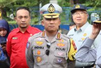 Direktur Lalu Lintas Polda Kepri, Kombes Pol. Andhika Bayu Adhittama, saat memberikan komentar hasil penindakan selama operasi patuh Seligi 2025 di Kepri, Senin (28/7/2025). Matapedia6.com/Dok Humas Polda