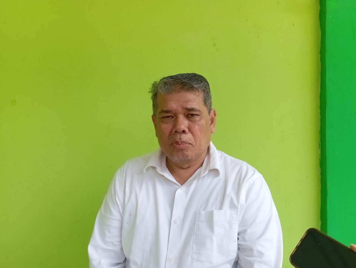Plt Plt Kepala Disdukcapil Batam, Yusfa Hendri. Foto:Zalfirega/matapedia