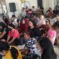 Puluhan warga yang hadir di lobi kantor Lurah Sei Binti jalan raya Sei Lekop, Kecamatan Sagulung Kota Batam, Provinsi Kepri, Minggu (6/7/2025). Matapedia6.com/Luci