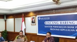 Kepala Kantor Perwakilan Bank Indonesia Kepri, Rony Widijarto saat bincang dengan media di kantor BI Kepri, Selasa (8/7/2025). Foto;Zalfirega