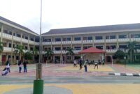 Para siswa tengah olahraga di MAN 1 Kota Batam, Kamis (24/7/2025). Foto:matapedia