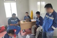 Para Warga Negara Asing (WNA) yang terjaring razia izin tinggal di Batam. Foto;Imigrasi Batam