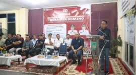 ali Kota Batam Amsakar Ahmad saat memberikan sambutan di acara pembukaan turnamen domino di wilayah Kecamatan Batuaji, Senin (10/8/2025). Matapedia6.com/Diskominfo