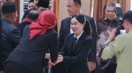 Wakil ketua I DPRD Kota Batam Aweng Kurniawan saat menghadiri pelantikan pejabat eselon III dan IV DPRD Kota Batam di lantai empat Kantor Wali Kota Batam, Jumat (29/8/2025). Matapedia6.com/Diskominfo
