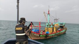 Kapal dengan bobot 61,98 GT itu ditangkap Kapal Pengawas (KP) Barrakuda 01 pada Selasa (29/7/2025). Foto:dok/KKP