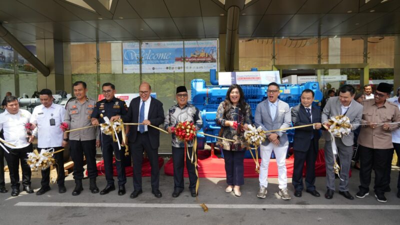 BP Batam bersama Wakil Gubernur Kepri Nyayang saat peresmian 8th Indonesia Marine & Offshore Expo (IMOX) 2025. Foto:Humas BP Batam