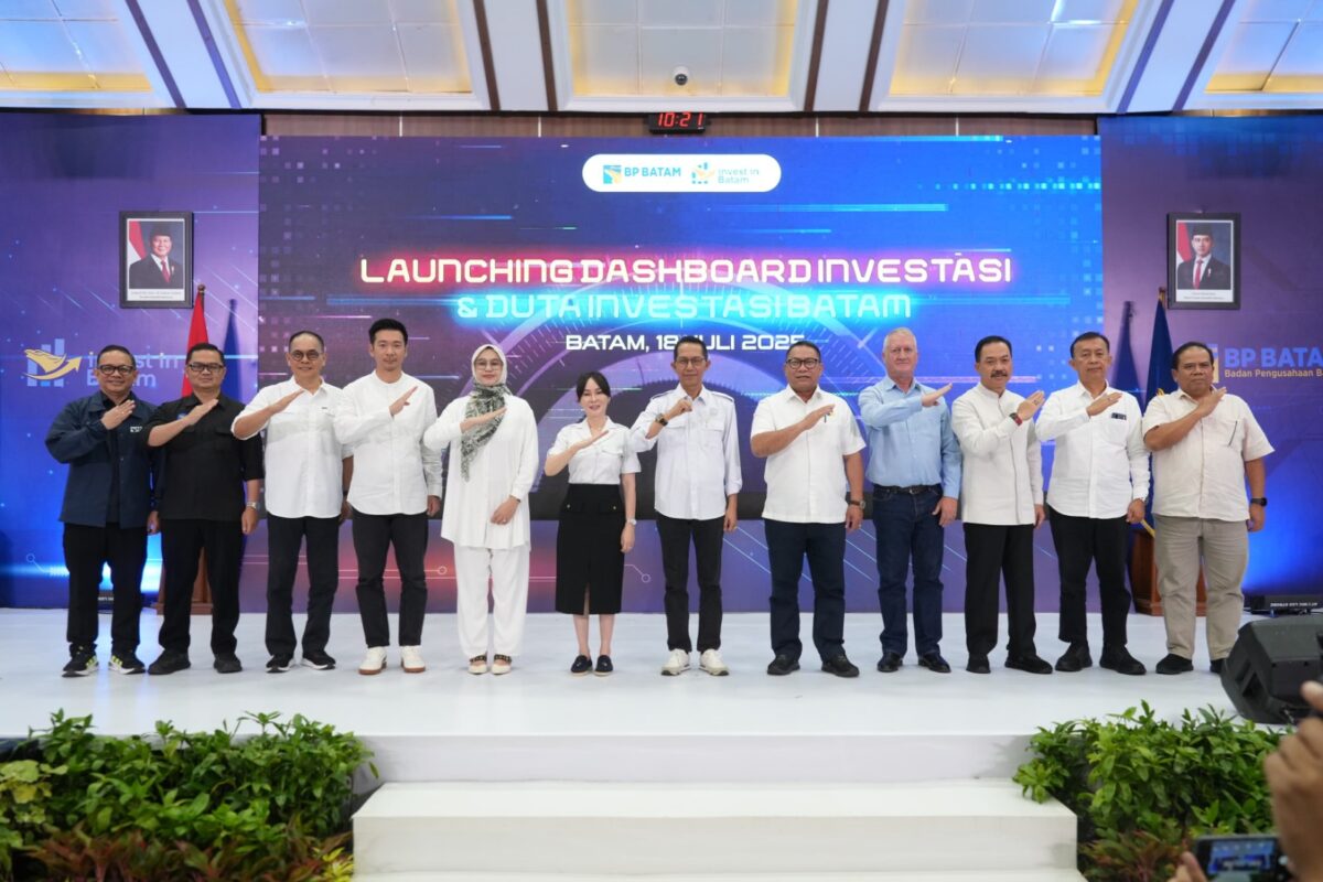 Kepala BP Batam Amsakar dan Wakil Wali Kota Li Claudia beberapa hari lalu. Foto;Humas BP Batam