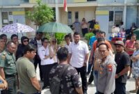 Dapat Sagulung Hafiz bersama Kapolsek dan Danramil di perumahan Grand Jaelynne pada Rabu (13/8/2025). Foto:dok/Camat
