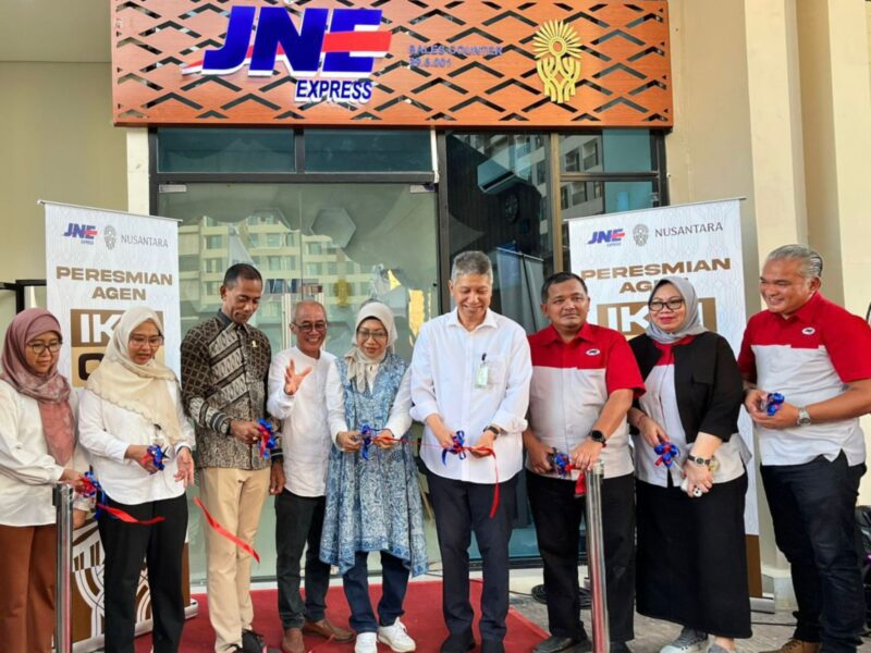 JNE resmi membuka Sales Counter di Ibu Kota Nusantara (IKN), Rabu (27/8/2025). Foto:istimewa