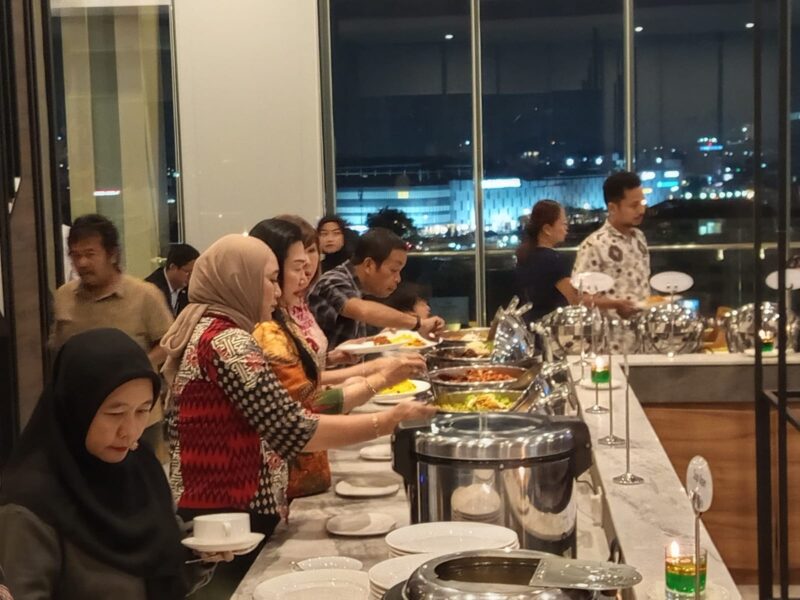 Hotel Santika Batam menyediakan program baru bertajuk “Siang di Medan, Malam ke Melayu pada Jumat (29/8/2025). Foto:Iman