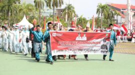 Diskominfo Batam ikut pawai pembangunan untuk meriahkan HUT RI ke 80 pada Minggu (10/8/2025).Foto: dok/Istimewa