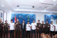 Ketua DPRD Batam dan Kejari Batam beberapa hari lalu. Foto: dok/Sekwan