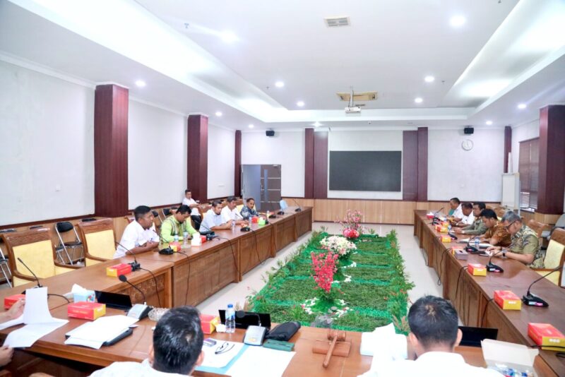 Komisi I DPRD Kota Batam RDPU dengan masyarakat Sagulung, Rabu (3/9/2025). Foto:Sekwan/matapedia