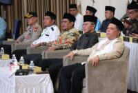 Kemenag Batam Budi Dermawan bersama Wali Kota Batam Amsakar Achmad dalam mubeslub IX PMB, Minggu (7/9/2025). Foto:Diskominfo