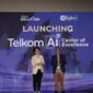 Direktur Enterprise & Business Service Veranita Yosephine (kiri) dan Direktur IT Digital Telkom Faizal R. Djoemadi (kanan) saat acara peluncuran Telkom Artificial Intelligence (AI) Center of Excellence (CoE) di Bali pada, Kamis (28/8). Foto:Telkom