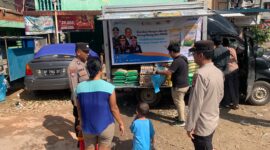 Kegiatan Gerakan Pangan Murah (GPM) kolaborasi Polsek Batuaji bersama Bulog Batam, di perumahan MKGR, Batuaji, Kota Batam, Provinsi Kepri, Kamis (4/9/2025). Matapedia6.com/Dok Polsek