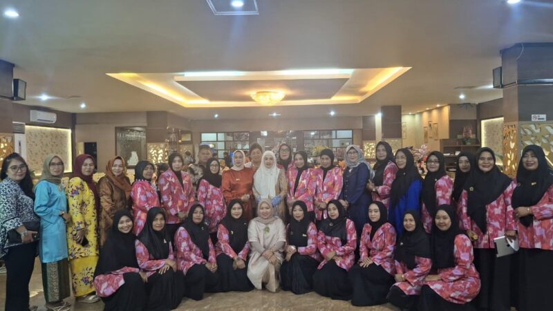 Nenny Dwiyanna Nyanyang resmi dipercaya memimpin Pimpinan Wilayah Ikatan Wanita Sulawesi Selatan (PW IWSS) Provinsi Kepulauan Riau periode 2025–2030. Foto:Istimewa