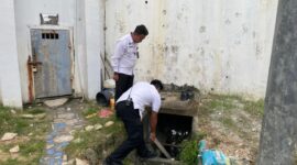 Petugas Rutan bersama KPR Aji tengah sisir lokasi yang rawan pada Rabu (24/9/2025). Foto:dok/Rutan-untuk matapedia