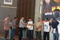 Pecatur menerima piala Piala Panglima TNI 2025. Foto:Istimewa/dok-Rico