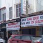 Spanduk penolokan yang ditebar warga dan juga pemilik ruko di komplek Grand Niaga Mas, kelurahan Belian Kecamatan Batuaji, Selasa (23/9/2025). Matapedia6.com/Rega.