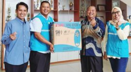 PLN Batam saat turun langsung ke pelanggan beberapa hari lalu. Foto:Humas PLN