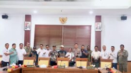 Komisi I DPRD Batam Rapat Dengar Pendapat Umum (RDPU) bersama masyarakat, Rabu (3/9/2025).  Foto:Sekwan/