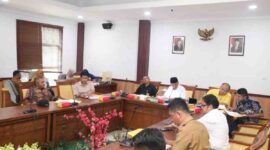 Rapat Dengar Pendapat Umum (RDPU) khusus yang digelar di ruang Komisi III DPRD Batam, Senin (20/10/2025). Foto:Istimewa