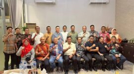 Wali Kota Batam Amsakar bersama Rektor IPDN. Foto:dok/Diskominfo