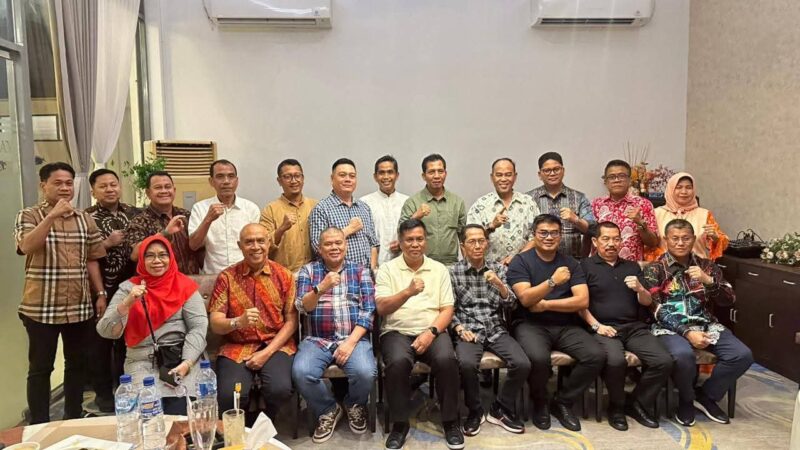 Wali Kota Batam Amsakar bersama Rektor IPDN. Foto:dok/Diskominfo