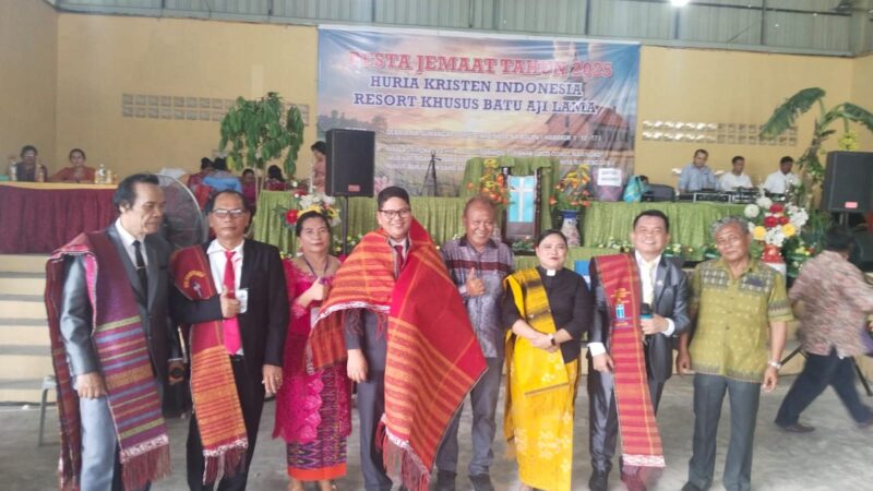 Kepala Diskominfo Batam Rudi dalam pesta Goltilon HKI Batu Aji Lama. Foto:Diskominfo