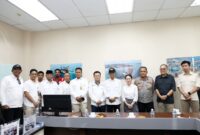 Kepala BP Batam Amsakar dan Wakil Kepala BP Batam Li Claudia bersama manajemen PT  dan DPR RI serta DPRD Batam dan Kapolresta Barelang, Kamis (16/10/2025). Foto:Humas BP Batam