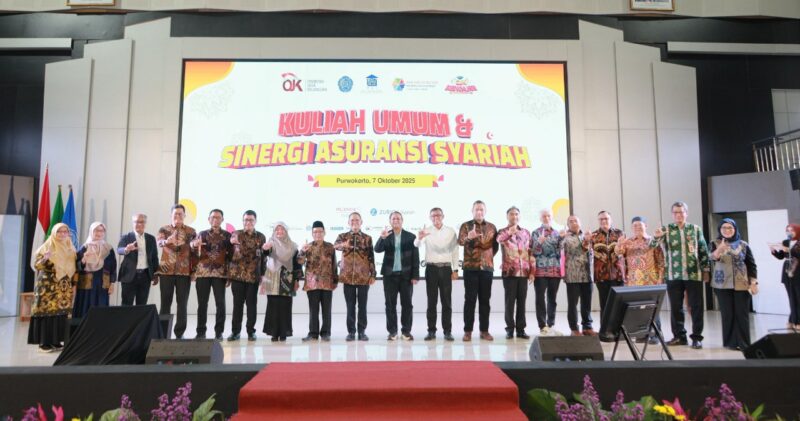OJK bersama mahasiswa kuliah umum sinergi literasi keuangan. Foto:Ist